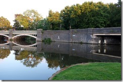Entrance to Weybridge Town Lock