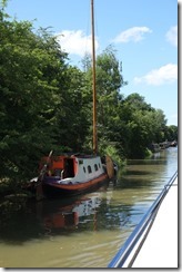 Approaching Cosgrove Lock